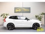 Volvo XC60 2.0 Recharge T8 AWD R-Design | Pano | 20 inch | Stoelventilatie | HUD | Harman Kardon | Memory beide kanten | Camera | ACC | BLIS