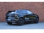Volvo EX30 Cross Country Twin Motor Performance Ultra 69 kWh | Panoramadak | Power Seats | Adaptieve Cruise Control | Apple Carplay | 360 Graden Camera | Parkeerverwarming | Extra Getint Glas | Verwarmbare Voorstoelen | DAB+
