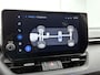 Toyota RAV4 2.5 Hybrid AWD Style Bi-Tone | Dealer onderhouden | Stoel+Stuurverwarming | Elektrische achterklep | Draadloze telefoonlader | 1650KG trekgewicht mogelijk | Apple CarPlay/Android auto | Parkeersensoren voor+achter |