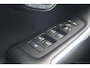 Volvo V40 2.0 D3 Business Sport | R-Design |  Trekhaak | Navigatie | High Performance Audio | Achteruitrijcamera | Parkeersensoren | Panoramadak | LED Koplampen | Keyless Entry | Lederen Bekleding | Stoelverwarming