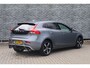 Volvo V40 2.0 D3 Business Sport | R-Design |  Trekhaak | Navigatie | High Performance Audio | Achteruitrijcamera | Parkeersensoren | Panoramadak | LED Koplampen | Keyless Entry | Lederen Bekleding | Stoelverwarming