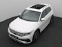 Volkswagen Tiguan 1.4 TSI eHybrid R-Line Business 245PK DSG Panoramadak, Trekhaak, Leder, Memorystoel, 360gr. Camera, 20" LM Velgen, Navi, Keyless, Elektr. Achterklep, Matrix LED-verlichting