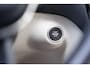Volvo XC40 1.5 T3 Momentum Pro | Achteruitrijcamera | Parkeersensoren | Keyless Entry | Elektrische Achterklep | Navigatie | Cruise Control Adaptief | BLIS