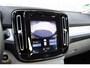 Volvo XC40 1.5 T3 Momentum Pro | Achteruitrijcamera | Parkeersensoren | Keyless Entry | Elektrische Achterklep | Navigatie | Cruise Control Adaptief | BLIS