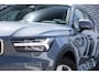 Volvo XC40 1.5 T3 Momentum Pro | Achteruitrijcamera | Parkeersensoren | Keyless Entry | Elektrische Achterklep | Navigatie | Cruise Control Adaptief | BLIS