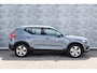 Volvo XC40 1.5 T3 Momentum Pro | Achteruitrijcamera | Parkeersensoren | Keyless Entry | Elektrische Achterklep | Navigatie | Cruise Control Adaptief | BLIS