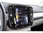 Volvo XC40 1.5 T3 Momentum Pro | Achteruitrijcamera | Parkeersensoren | Keyless Entry | Elektrische Achterklep | Navigatie | Cruise Control Adaptief | BLIS