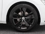 Skoda Superb Combi 1.5 TSi ACT 150 Pk Automaat Sportline Business | Trekhaak | Stoelverwarming | Panorama dak | Camera | Canton Audio | Alcantara | CarPlay | 18 Inch