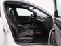 Skoda Superb Combi 1.5 TSi ACT 150 Pk Automaat Sportline Business | Trekhaak | Stoelverwarming | Panorama dak | Camera | Canton Audio | Alcantara | CarPlay | 18 Inch