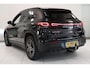 Mercedes-Benz EQA 250 Business Solution AMG 67 kWh | Camera | Trekhaak | Key-Less | SoH 94,8% | AMG | LED | Burmester |