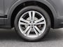 Volkswagen T-Cross 1.0 TSi 110 Pk Style | Stoelverwarming | Trekhaak | Camera | Adaptive Cruise | Climatronic | CarPlay | 17 Inch | 48.718 Km !!