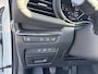 Mazda 3 HB 2.0 e-SkyActiv-X 180 M Hybrid Comfort met Bose , Trekhaak, Leder, Bose, Adap.Cruise, Navi, Apple, LMV 18 Inch, Camera, PDC, Stuur/Stoelverwarming