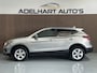 Nissan Qashqai 1.2 / Navigatie full map / Camera / Cruise control / Climate / verwarmde stoelen