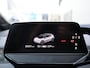 Volkswagen ID.3 Pure Panoramadak | Achteruitrijcamera | Keyless Go & Entry | IQ Light Matrix LED | Stoel&Stuurverwarming | 19"Inch |
