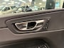 Volvo XC60 2.0 B5 Business Pro * Automaat / Carplay / Trekhaak / Leder / Camera / NL Auto *