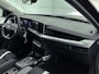 Opel Frontera EV Automaat Electric Edition 44 kWh Automaat | Parkeersensoren Achter | Voorstoelen Verwarmd | Luxe Stoffen Bekleding | Stuurwiel Verwarmd | Climate Control | Cruise Control | Buitenspiegels Elektrisch Verstelbaar |