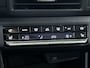 Opel Frontera EV Automaat Electric Edition 44 kWh Automaat | Parkeersensoren Achter | Voorstoelen Verwarmd | Luxe Stoffen Bekleding | Stuurwiel Verwarmd | Climate Control | Cruise Control | Buitenspiegels Elektrisch Verstelbaar |