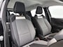 Opel Frontera EV Automaat Electric Edition 44 kWh Automaat | Parkeersensoren Achter | Voorstoelen Verwarmd | Luxe Stoffen Bekleding | Stuurwiel Verwarmd | Climate Control | Cruise Control | Buitenspiegels Elektrisch Verstelbaar |