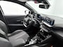 Peugeot e-208 EV GT 136pk 50 kWh Automaat | Navigatie | Climate Control | Cruise Control | Camera | 17"LMV | Dodehoekdetectie | LED | Apple Carplay/Android Auto |