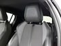 Peugeot e-208 EV GT 136pk 50 kWh Automaat | Navigatie | Climate Control | Cruise Control | Camera | 17"LMV | Dodehoekdetectie | LED | Apple Carplay/Android Auto |