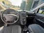 Kia Carens 2.0 CVVT X-tra