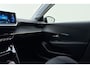 Peugeot e-208 EV Allure 50 kWh SOH: 85% | Navigatie | Climate control | Weinig kiloemeters | Camera | Lichtmetalen velgen | Keyless | Extra getint glas