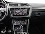 Volkswagen Tiguan 1.4 TSI 245pk DSG eHybrid R-Line Business · 360 Camera · Inklap. Trekhaak · Head-Up Display · Dodehoeksensor · Parkeer assistent · Stuur- & Stoelverwarming ·