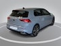 Volkswagen Golf 1.5eTSI/130PK R-Line DSG · Apple/Android Car Play · Camera + Parkeersensoren · Stoel- & stuurverwarming