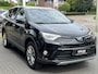 Toyota RAV4 2.5 Hybrid 197pk Style | Trekhaak, 18 inch, Stoelverwarming, Keyless, Privacy glass, Adaptive cruise control