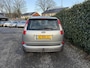 Ford C-Max 1.8-16V Futura | Airco | Cruise Control | Elekt. Ramen | LMV | Trekhaak | APK tot 04-02-2027!