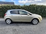 Opel Corsa 1.7 CDTi Cosmo | Airco | Cruise Control | LMV | Elekt. Ramen | Trekhaak | PDC | Privacy Glass | HANDEL / EXPORT!! | APK tot 17-11-2026!