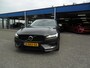 Volvo V60 2.0 B3 Hybrid Essential Edition Automaat Nav Leder 19"Lmv Ecc Camera Pdc Privacyglas Rijklaarprijs