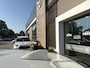 Toyota Yaris 1.5 Hybrid Executive Bi-Tone | PDC V+A | HUD