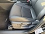 Toyota Yaris 1.5 Hybrid Executive Bi-Tone | PDC V+A | HUD