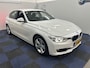 BMW 3-Serie 320i Edition Executive / NETTE AUTO / NAVI-MULTIEMEDIA / RIJDT SCHAKELT GOED