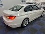 BMW 3-Serie 320i Edition Executive / NETTE AUTO / NAVI-MULTIEMEDIA / RIJDT SCHAKELT GOED