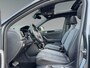 Volkswagen T-Roc 1.5 150pk TSI R-Line Edition Koplampverlichting matrix-led (IQ.LIGHT) | Panoramaschuif-kanteldak | Winter Pakket