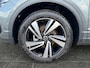 Volkswagen T-Roc 1.5 150pk TSI R-Line Edition Koplampverlichting matrix-led (IQ.LIGHT) | Panoramaschuif-kanteldak | Winter Pakket