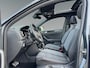 Volkswagen T-Roc 1.5 150pk TSI R-Line Edition Koplampverlichting matrix-led (IQ.LIGHT) | Panoramaschuif-kanteldak | Winter Pakket