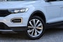 Volkswagen T-Roc 1.5 TSI Style - 150 pk ** / LED / Camera / DSG / Carplay