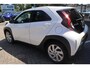 Toyota Aygo X FIRST 5-DEURS APPLE/ANDROID CAMERA CLIMA AD-CRUISE 17'' LM-VELGEN EL-RAMEN/SPIEGELS NL-AUTO 1E-EIG