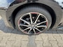 Toyota Yaris 1.5 Hybrid GR SPORT PANODAK STOEL/STUURVERW JBL-AUDIO HEAD-UP 18'' LM-VELGEN PARK-SENSOREN NAVI KEYLESS CAMERA APPLE/ANDROID NL-AUTO 1E-EIG