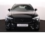 Volvo XC60 T6 Recharge AWD Plus Black Edition - Panorama/schuifdak - IntelliSafe Assist & Surround - 360º Camera - Harman/Kardon audio - Adaptieve LED koplampen - Verwarmde voorstoelen, stuur & achterbank - Parkeersensoren voor & achter - Elektr. bedienb. voorstoelen met geheugen - Head up display - Draadloze tel. lader - Extra getint glas - Inklapbare trekhaak - 21' LMV