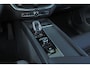 Volvo XC60 T6 Recharge AWD Plus Black Edition - Panorama/schuifdak - IntelliSafe Assist & Surround - 360º Camera - Harman/Kardon audio - Adaptieve LED koplampen - Verwarmde voorstoelen, stuur & achterbank - Parkeersensoren voor & achter - Elektr. bedienb. voorstoelen met geheugen - Head up display - Draadloze tel. lader - Extra getint glas - Inklapbare trekhaak - 21' LMV