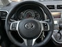 Toyota Verso-S 1.3 VVT-i Aspiration | 1e eigenaar | NAP | Trekhaak | Automaat | Achteruitrijcamera | Climate Control | Volledig onderhouden | Hoge instap