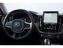 Volvo XC60 T6 350PK Automaat AWD Plus Dark / Trekhaak / BLIS / Adaptieve cruise control / Panoramadak / Apple carplay / Parkeersensoren met camera / Elektrische achterklep / Elektrische stoelen met geheugen / Stoel en stuurwielverwarming