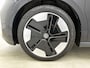 Volkswagen ID. Buzz Cargo 77 kWh 204PK | SoH 100% | Automaat | Trekhaak | Verwarmbare Voorstoelen | Navigatie | Verwarmbare Voorruit | Led Koplampen | DAB+ | Multifunctioneel stuurwiel | Achteruitrijcamera  | Adaptive Cruise Control | Diefstalalarm | Keyless Access |