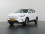 MG MG ZS EV Long Range Luxury 70 kWh | Trekhaak | Panoramadak | 360° Camera | Cruise Control Adaptief | Lederen Interieur | Stoel/Stuurverwarming | Keyless Entry/Go | Navigatie |