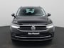 Volkswagen Tiguan 1.5 TSI Life | Automaat | LMV | Climate control | Camera | Stoel/Stuur verwarming | Navigatie | Bluetooth | Adaptive cruise | Parkeer sensoren | Apple carplay | Virtual cockpit | Trekhaak