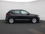 Volkswagen Tiguan 1.5 TSI Life | Automaat | LMV | Climate control | Camera | Stoel/Stuur verwarming | Navigatie | Bluetooth | Adaptive cruise | Parkeer sensoren | Apple carplay | Virtual cockpit | Trekhaak